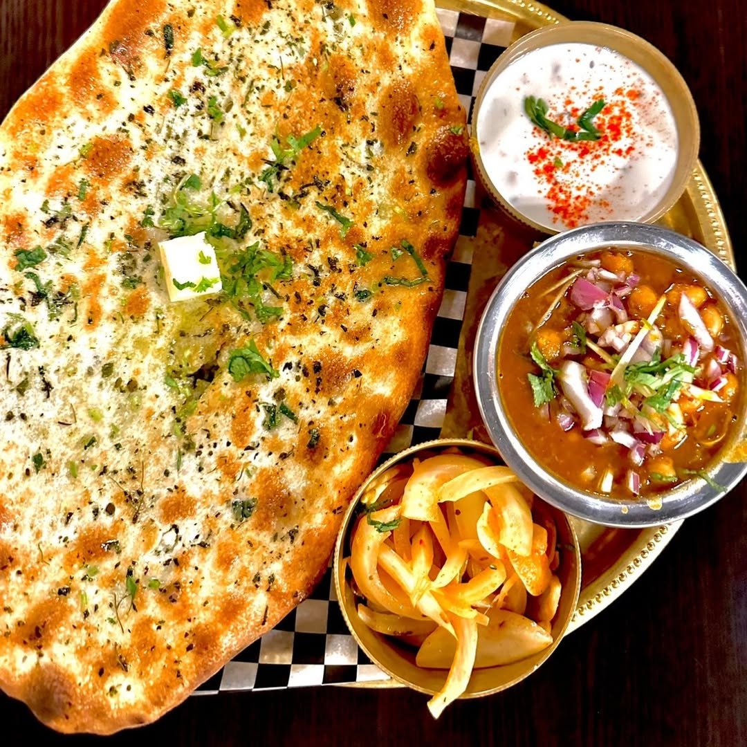 Amritsari Kulcha with Chana